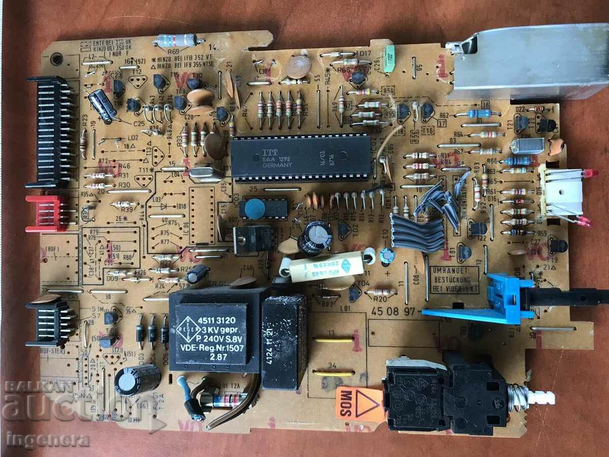 Delivery of SCRAP ELECTRONICS ITEMS GOLD PLATED CIRCUIT BOARDS Delivery of SCRAP ELECTRONICS ITEMS GOLD PLATED CIRCUIT BOARDS