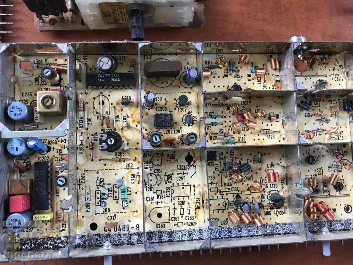 SCRAP ELECTRONICS ITEMS GOLD PLATED CIRCUIT BOARDS - 5 SCRAP ELECTRONICS ITEMS GOLD PLATED CIRCUIT BOARDS - 5