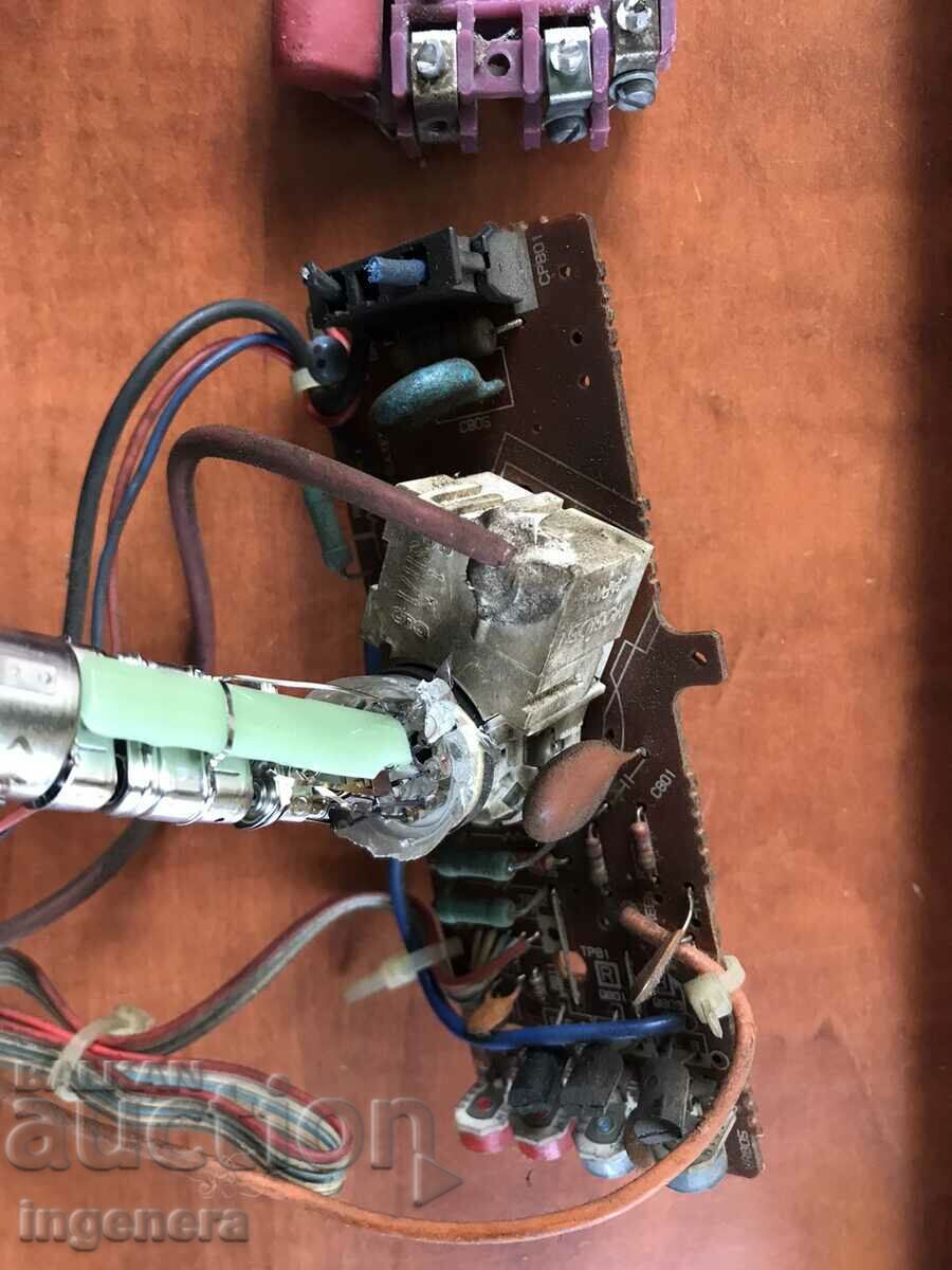 SCRAP ELECTRONICS ITEMS GOLD PLATED CIRCUIT BOARDS - 6 SCRAP ELECTRONICS ITEMS GOLD PLATED CIRCUIT BOARDS - 6