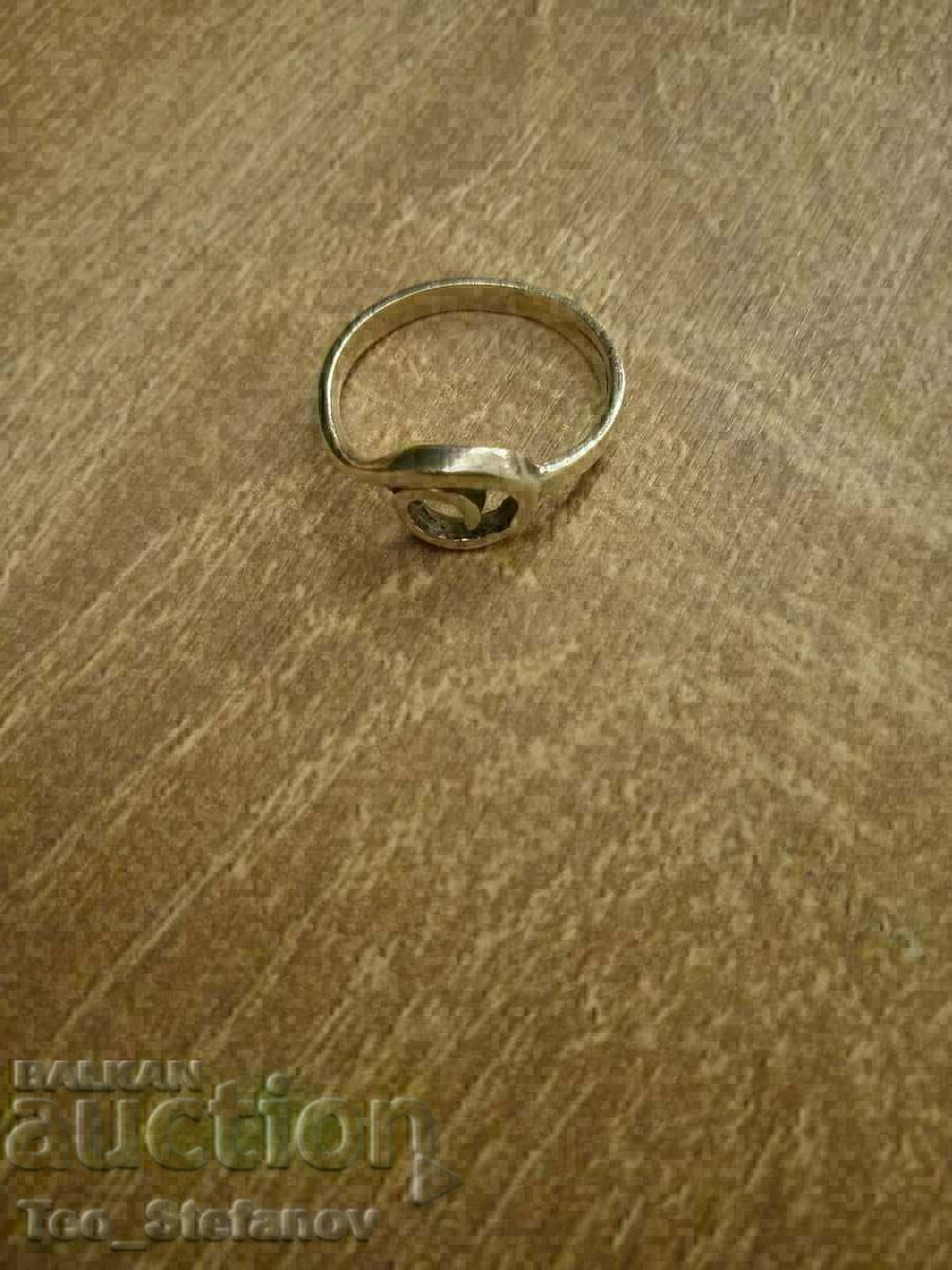 Women's silver ring