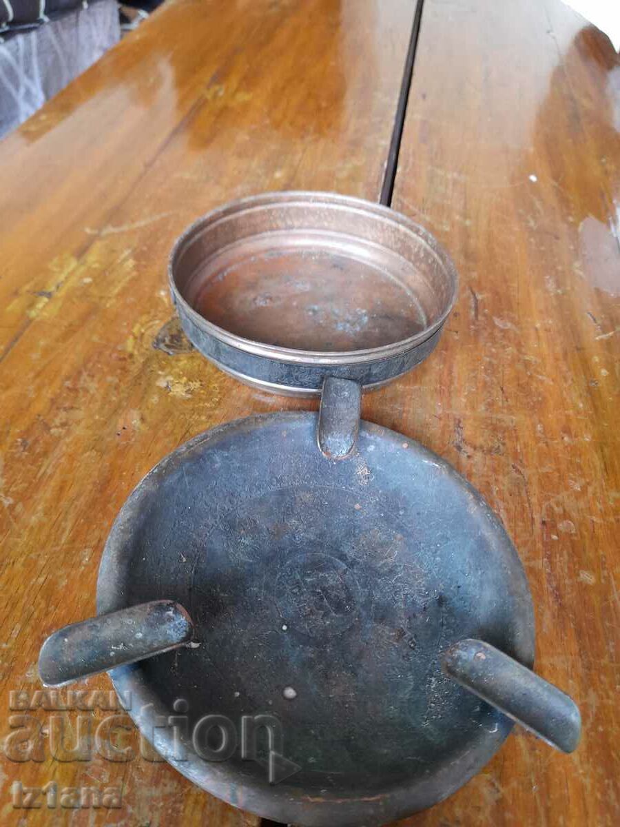 Delivery of Old ashtray Delivery of Old ashtray