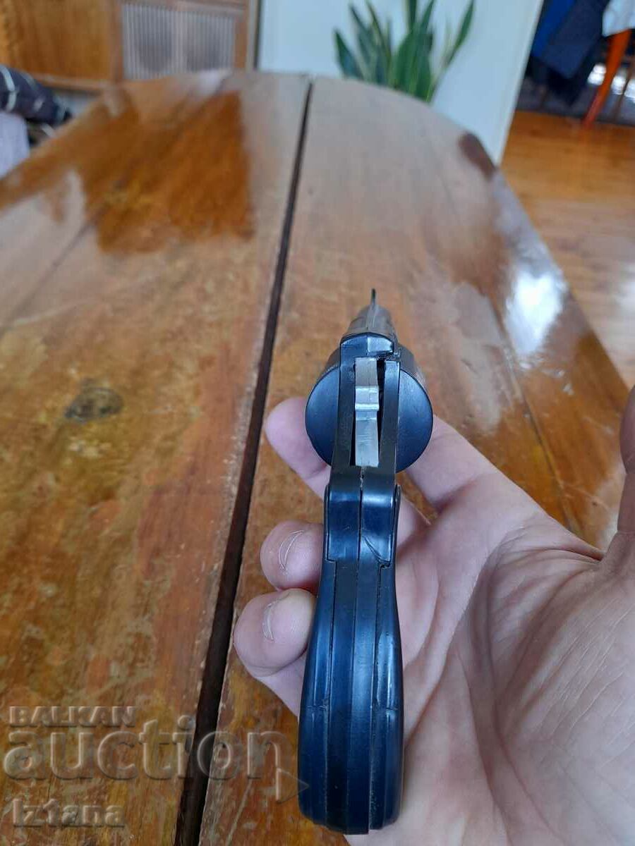 Ένα παλιό πυροβόλο όπλο - 5 Ένα παλιό πυροβόλο όπλο - 5