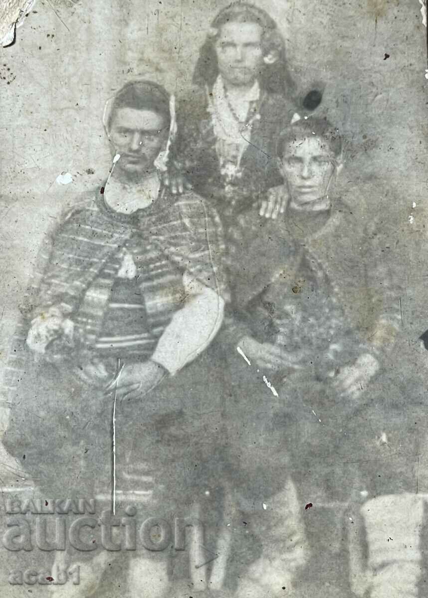 Old photo cardboard with price 9.99 BGN | € 5.11 Old photo cardboard with price 9.99 BGN | € 5.11