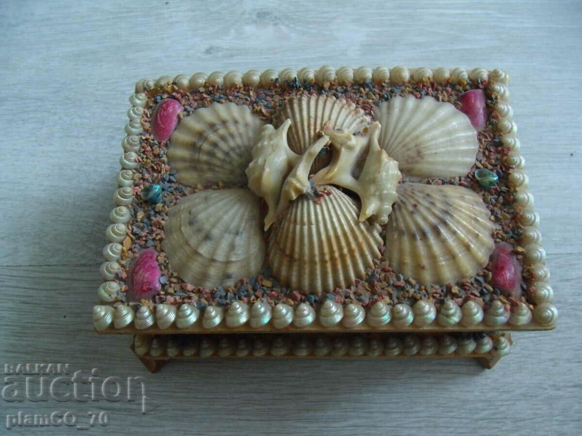 No.*7007 old wooden box - shell ornaments with price 12.00 BGN | € 6.14 No.*7007 old wooden box - shell ornaments with price 12.00 BGN | € 6.14