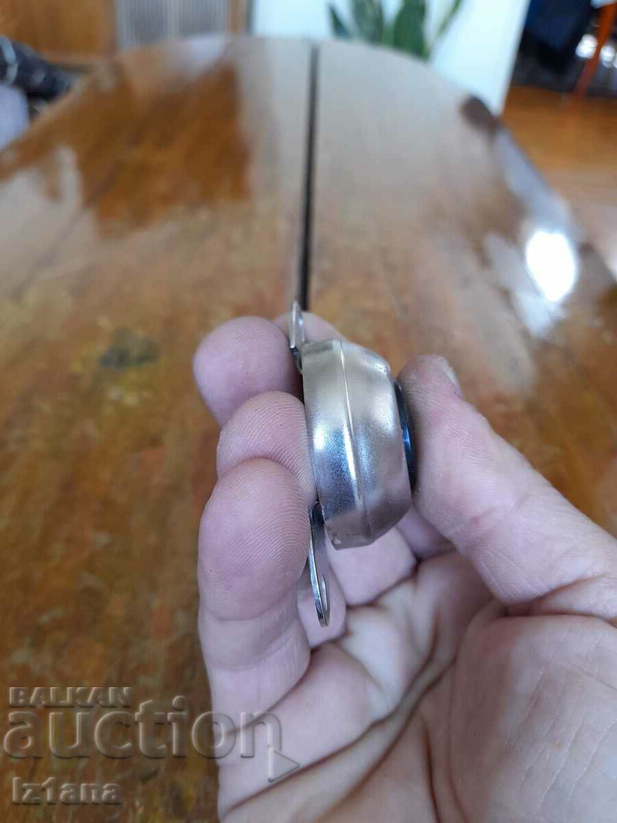 Delivery of Old button Delivery of Old button