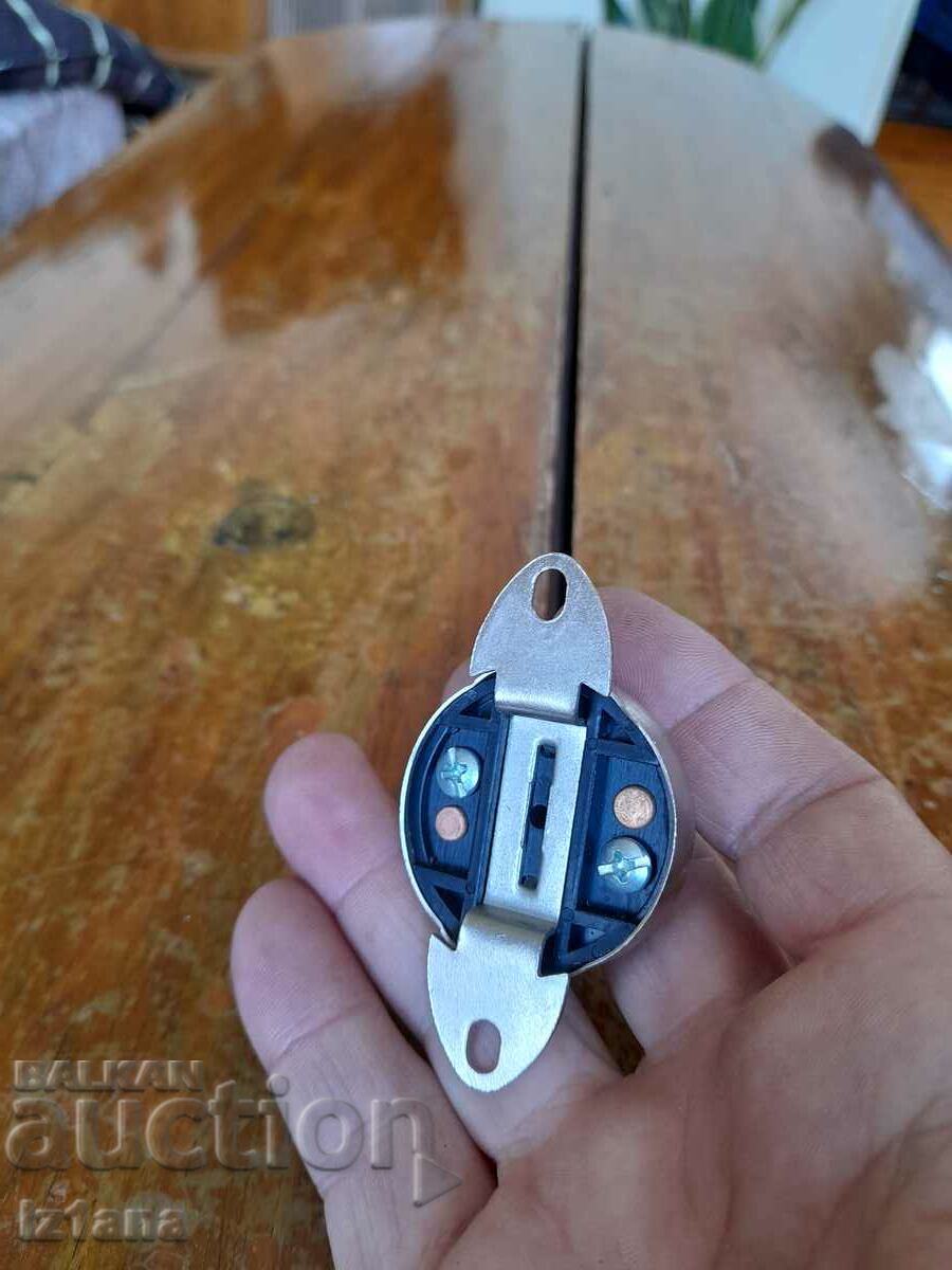 Old button - 5 Old button - 5