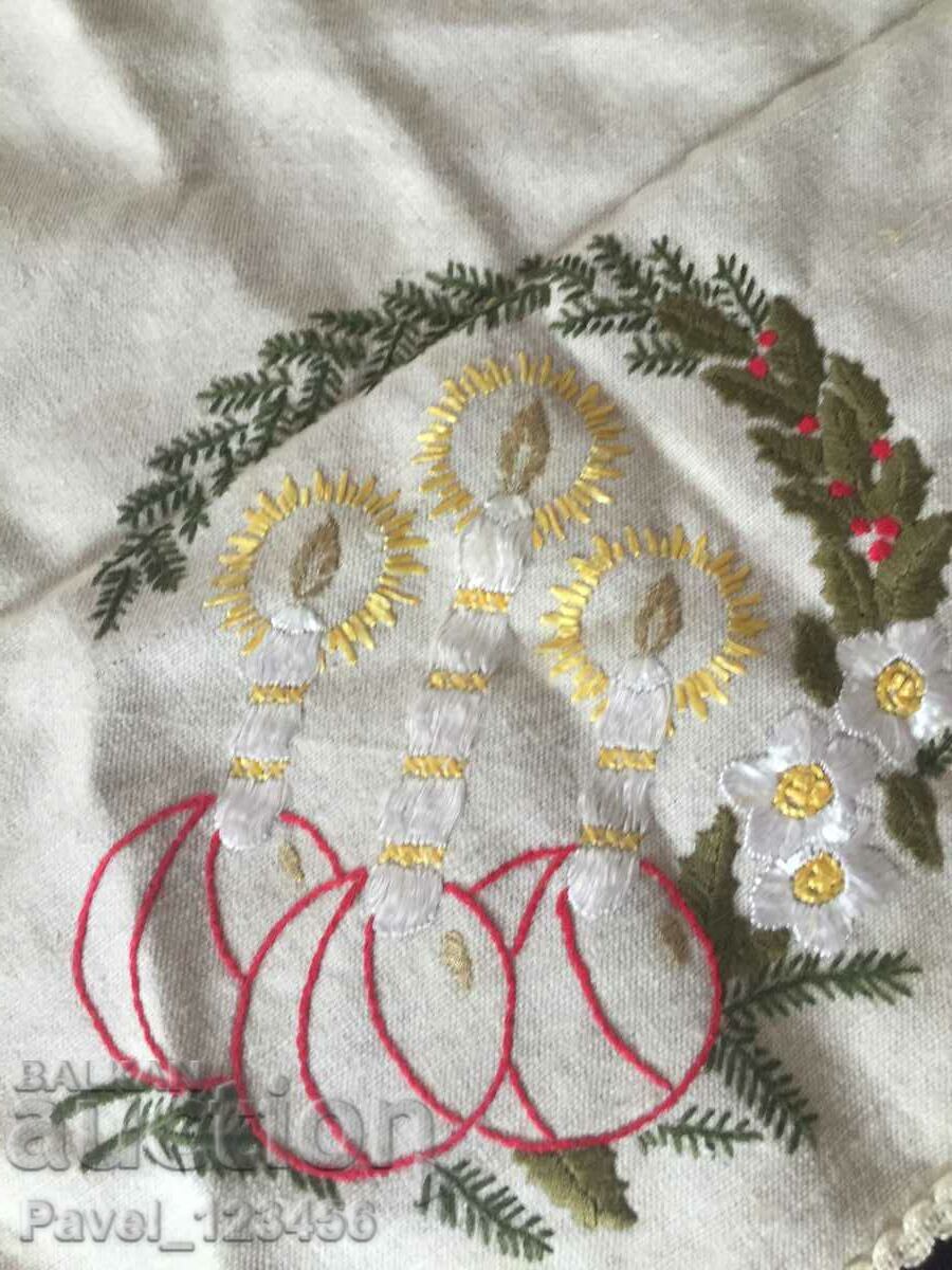 Πολλά βουλγαρικά κεντήματα με τιμή € 10.00 | 19.56 BGN