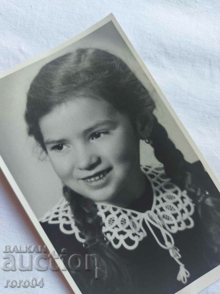 PENCHO BALKANSKI - FOTO LUNA cu preț € 9.99 | 19.54 BGN