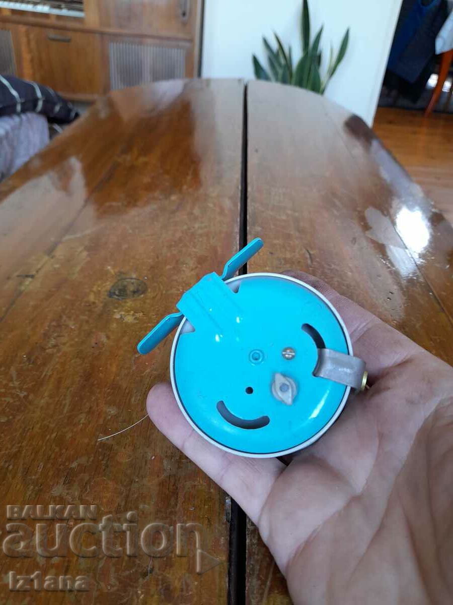 Delivery of Old fishing reel Delivery of Old fishing reel