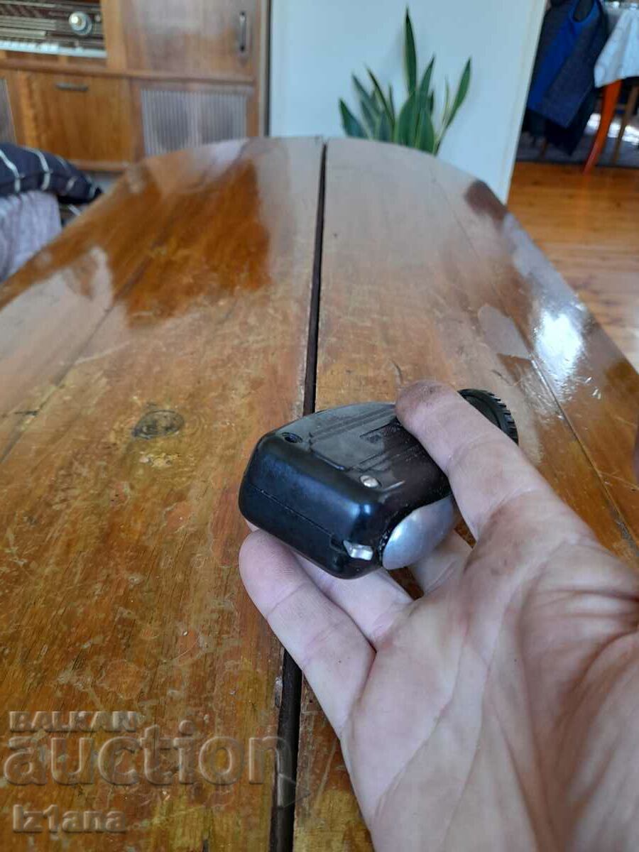 Old torch with dynamo - 5 Old torch with dynamo - 5