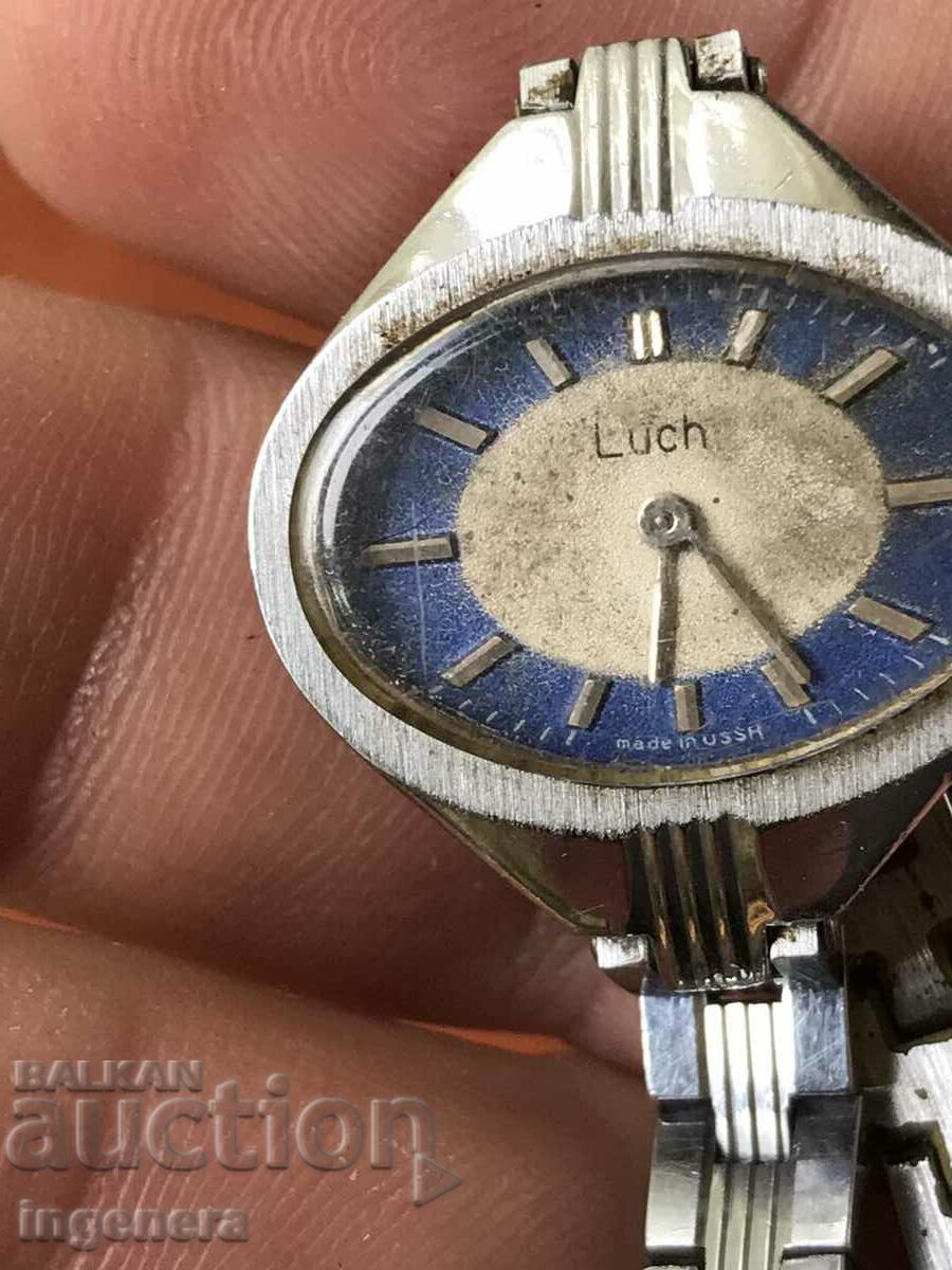 Auction  HAND CLOCK "BEAM" LUCH-NOT WORKING