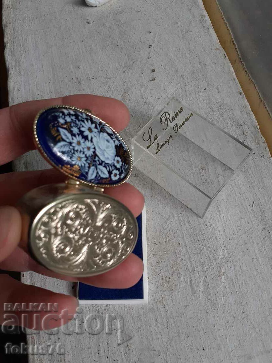 Small Limoges porcelain box - 5 Small Limoges porcelain box - 5