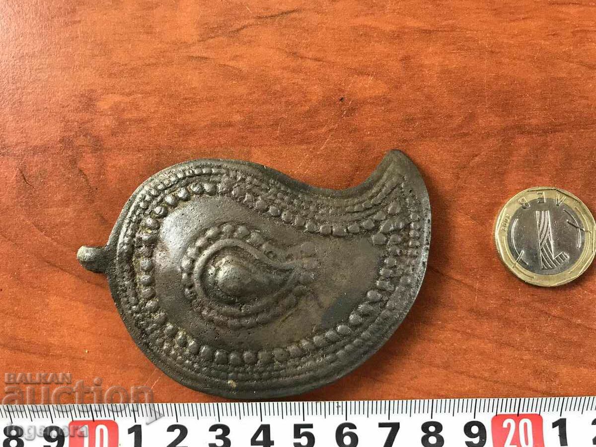 PAFTA PAFTI SINGLE METAL ETHNIC FOLKLORE JEWELRY COSTUME with price 37.00 BGN | € 18.92 PAFTA PAFTI SINGLE METAL ETHNIC FOLKLORE JEWELRY COSTUME with price 37.00 BGN | € 18.92