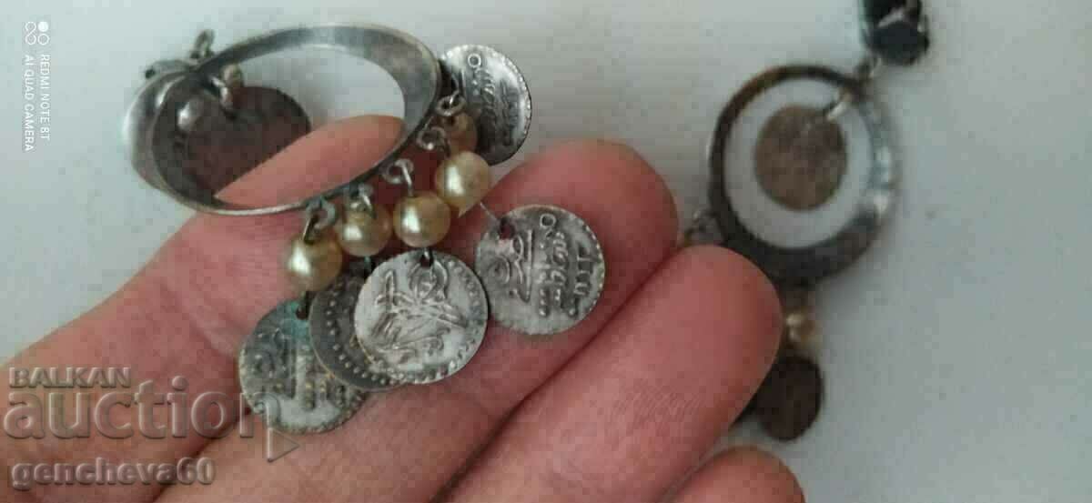 Cercei argint Renaștere cu akce turcești, costum popular cu preț 120.00 BGN | € 61.36