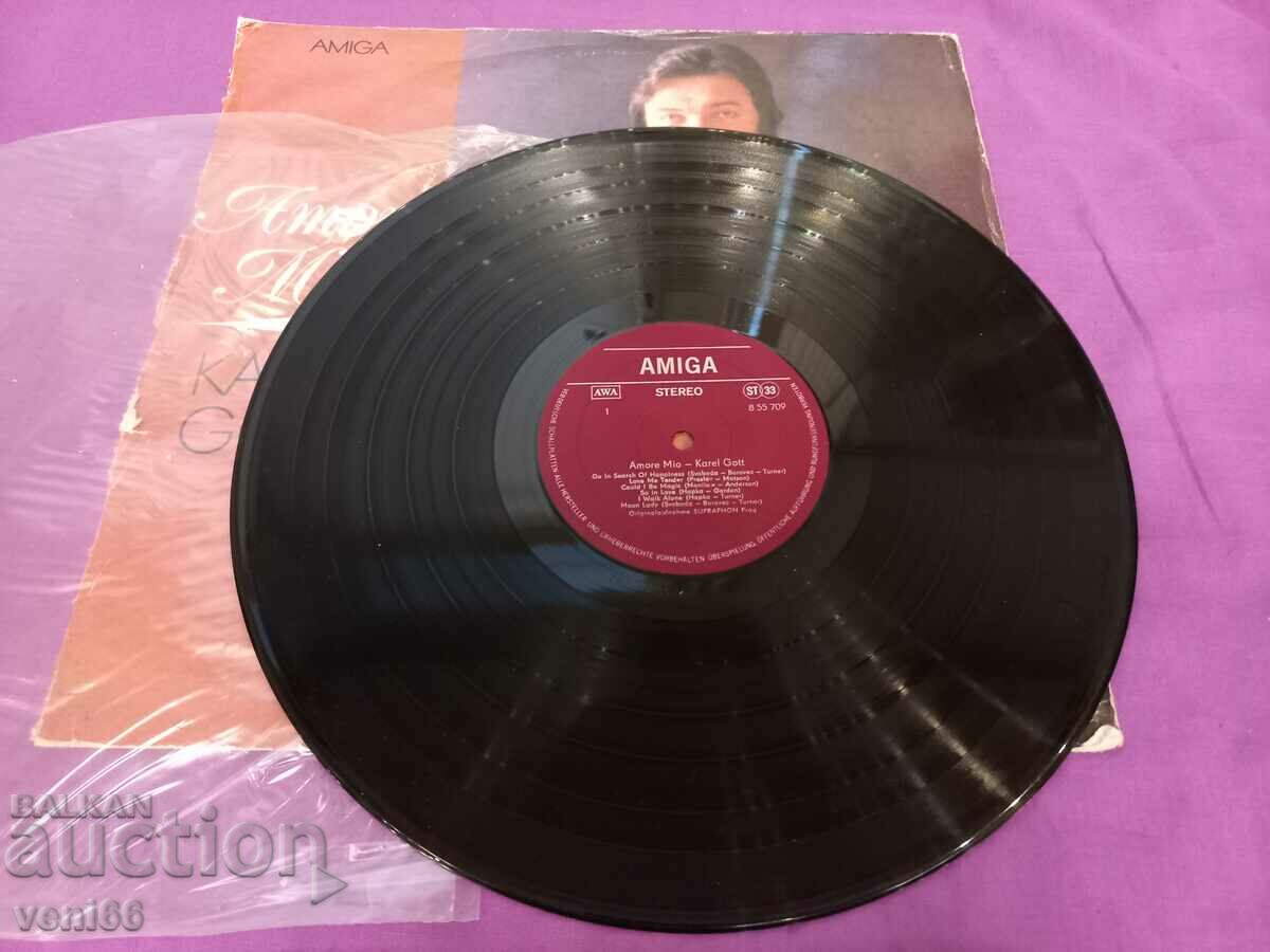 Gramophone record - Karel Gott with price 2.50 BGN | € 1.28 Gramophone record - Karel Gott with price 2.50 BGN | € 1.28