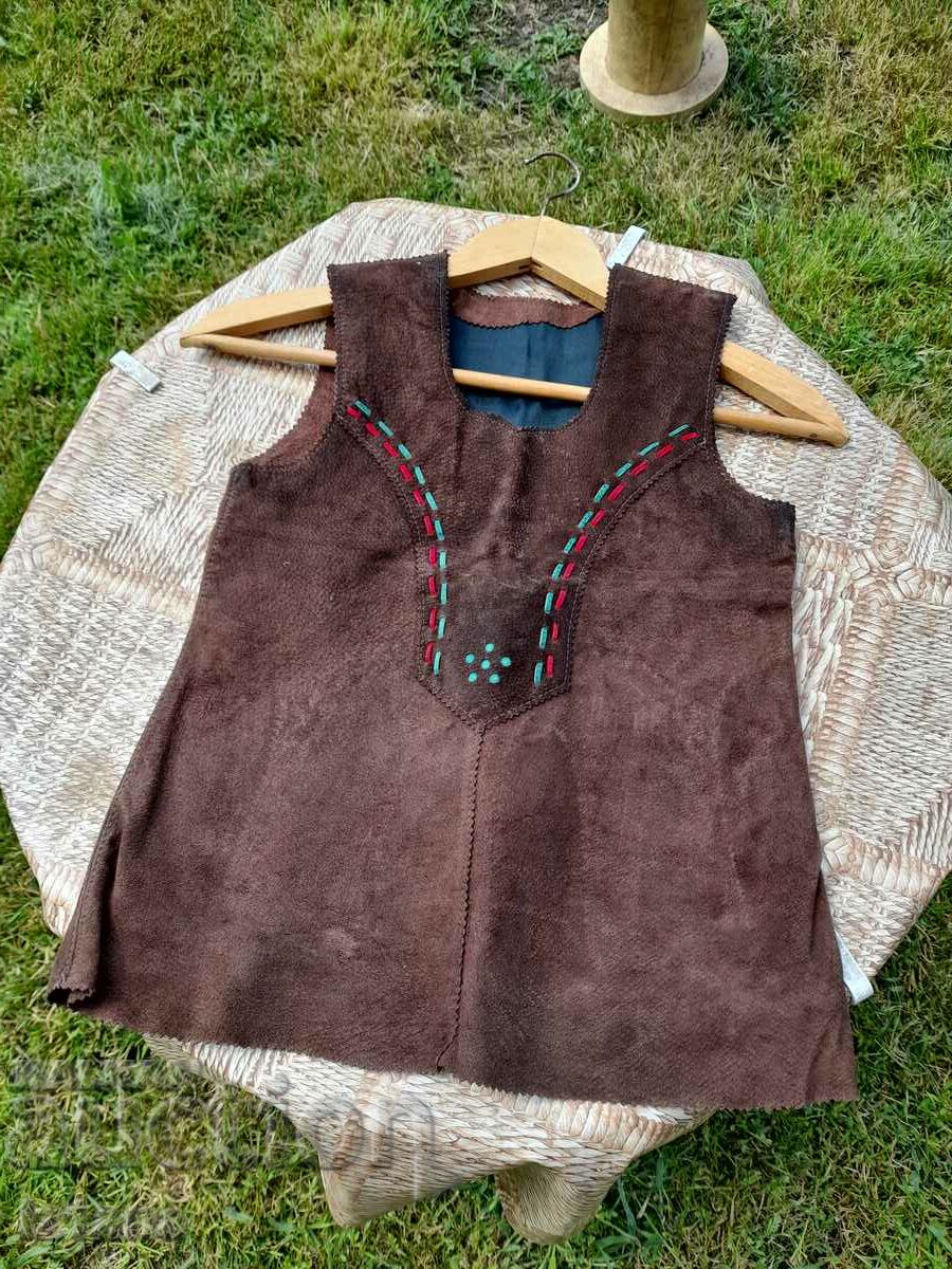 Old children's leather cloth - 5