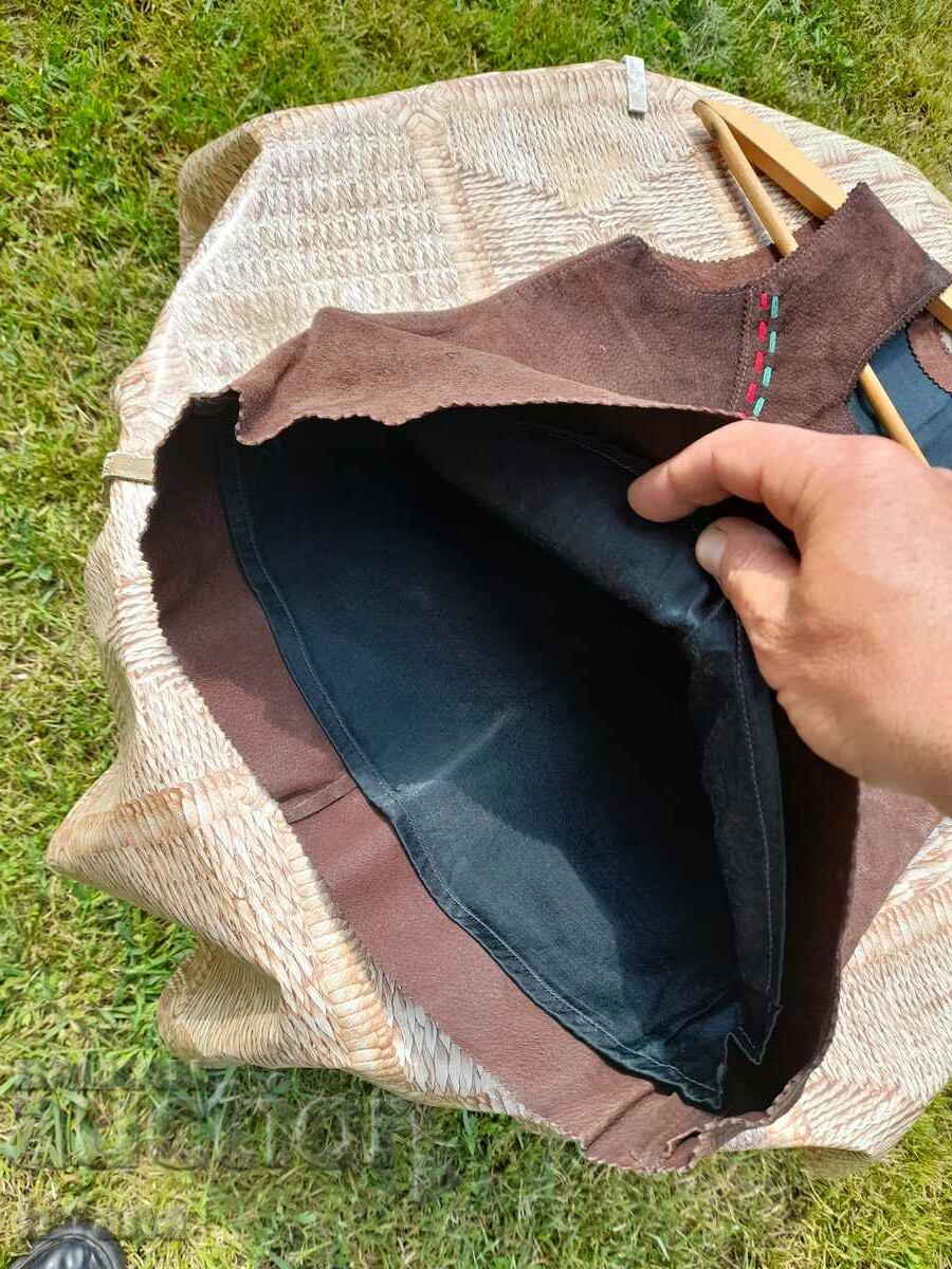 Old children's leather cloth - 6