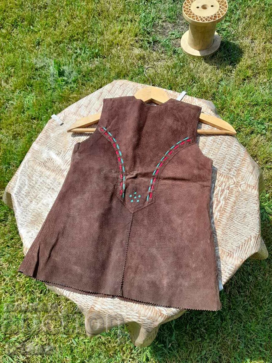 Old children's leather cloth - 7