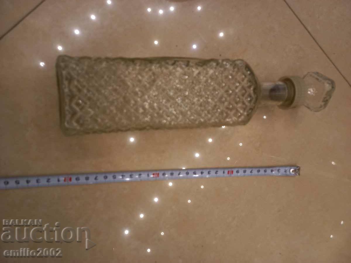 Decantor de sticlă pentru alcool cu preț 5.00 BGN | € 2.56