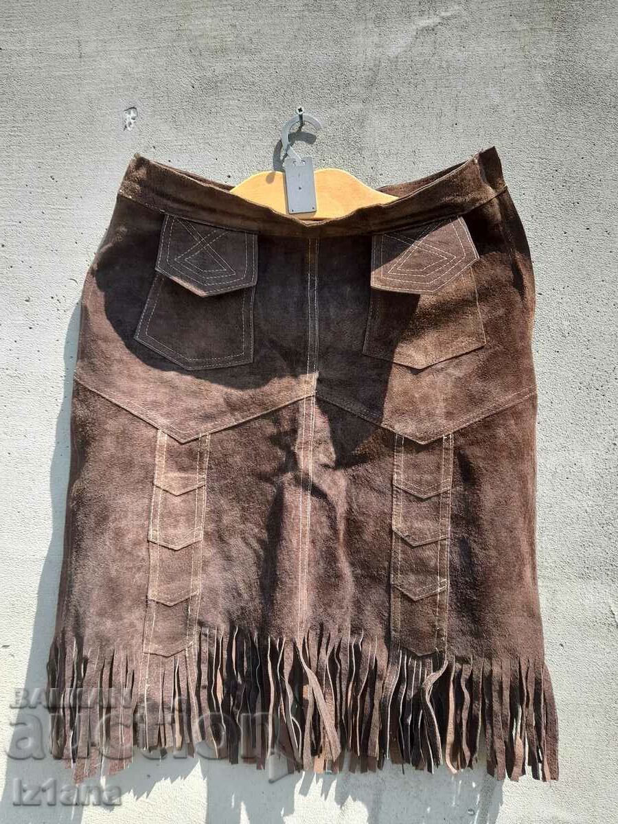 Livrarea Fusta veche din piele