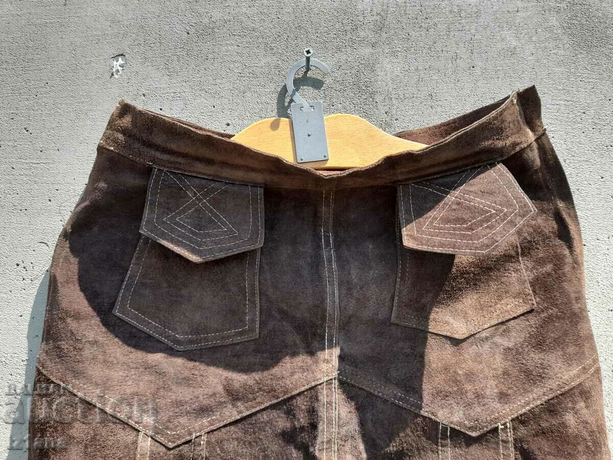 Fusta veche din piele - 5