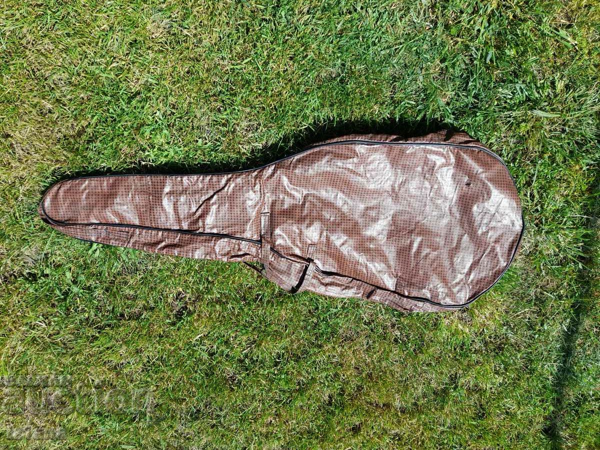 Παλιά κιθάρα με τιμή 15.00 BGN | € 7.67 Παλιά κιθάρα με τιμή 15.00 BGN | € 7.67