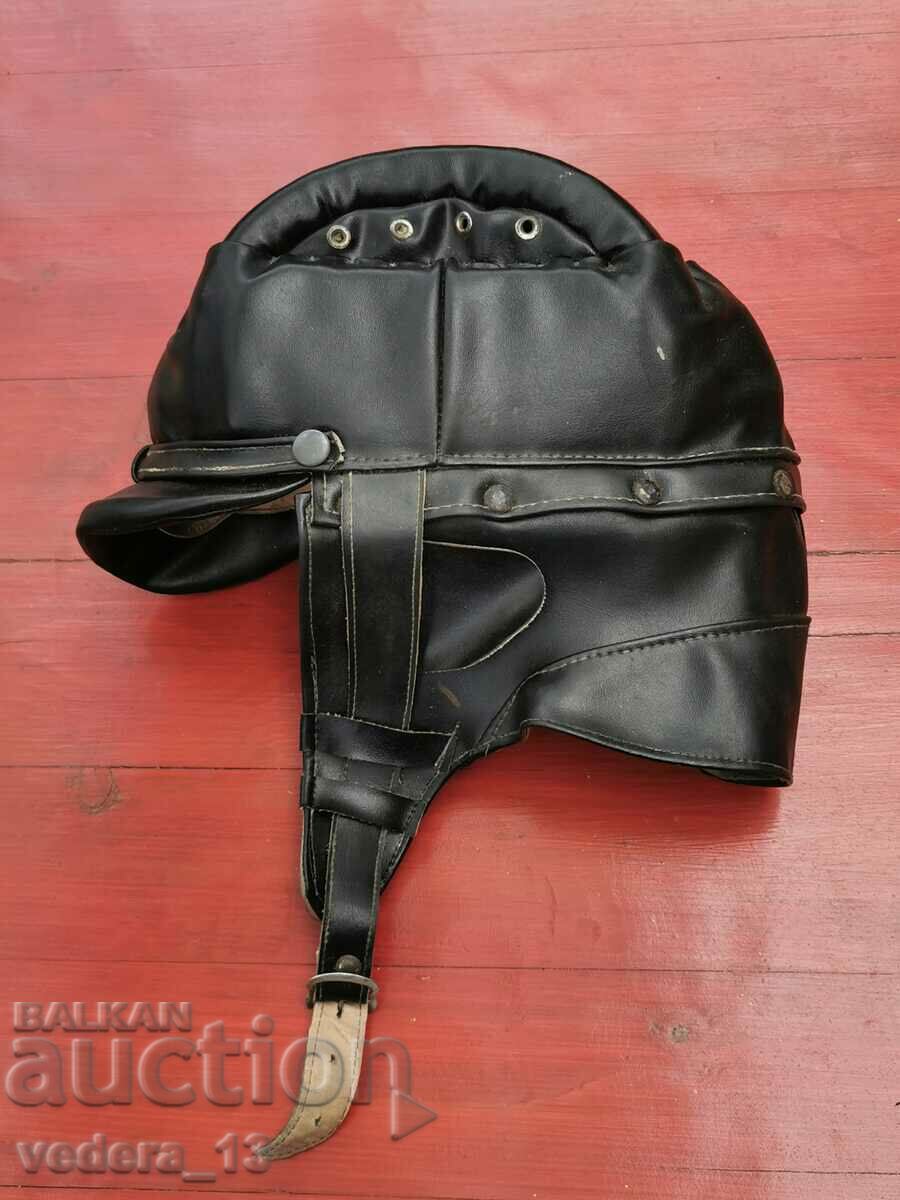 RETRO LEATHER MOTORCYCLE HELMET FROM THE 1950s