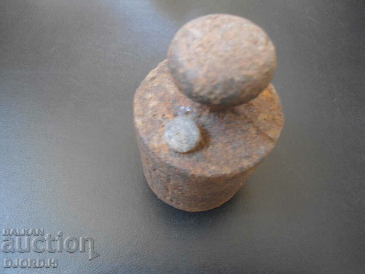 Παλαιό βάρος, ράβδος, 1 κιλό με τιμή 3.00 BGN | € 1.53 Παλαιό βάρος, ράβδος, 1 κιλό με τιμή 3.00 BGN | € 1.53