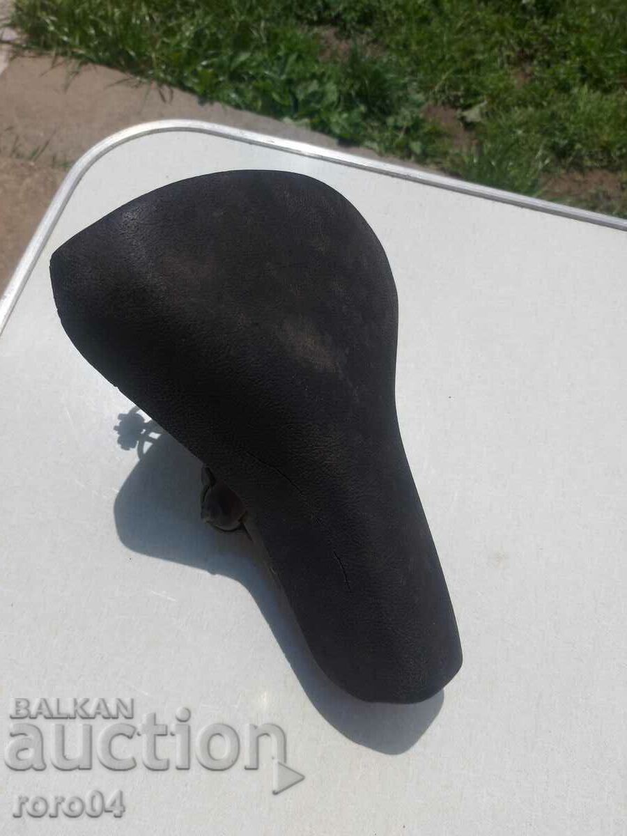 BALKAN - SEAT - 6