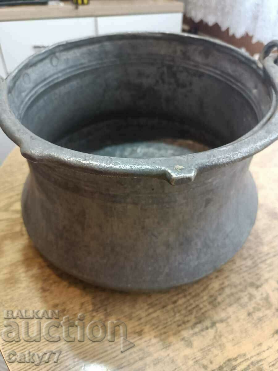 Cazan de cupru, mentă