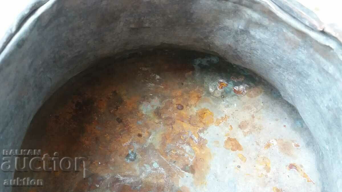 Доставка на КОВАНО ВЪЗРОЖДЕНСКО БАКЪРЧЕ, МЕНЧЕ Доставка на КОВАНО ВЪЗРОЖДЕНСКО БАКЪРЧЕ, МЕНЧЕ