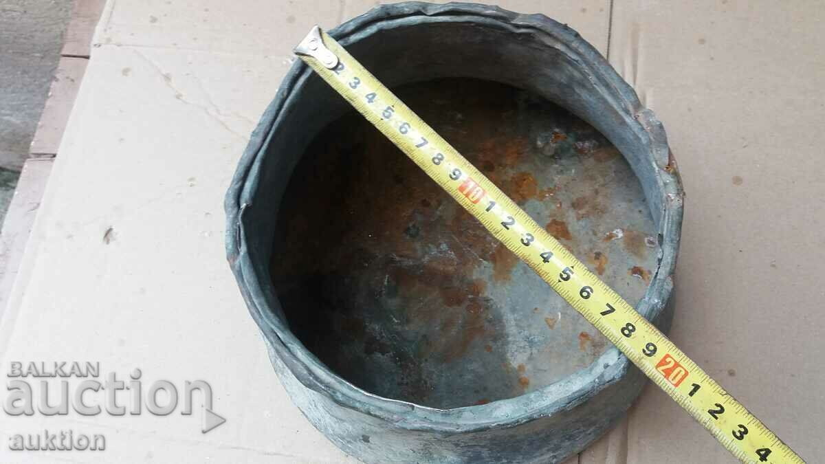 КОВАНО ВЪЗРОЖДЕНСКО БАКЪРЧЕ, МЕНЧЕ - 6 КОВАНО ВЪЗРОЖДЕНСКО БАКЪРЧЕ, МЕНЧЕ - 6