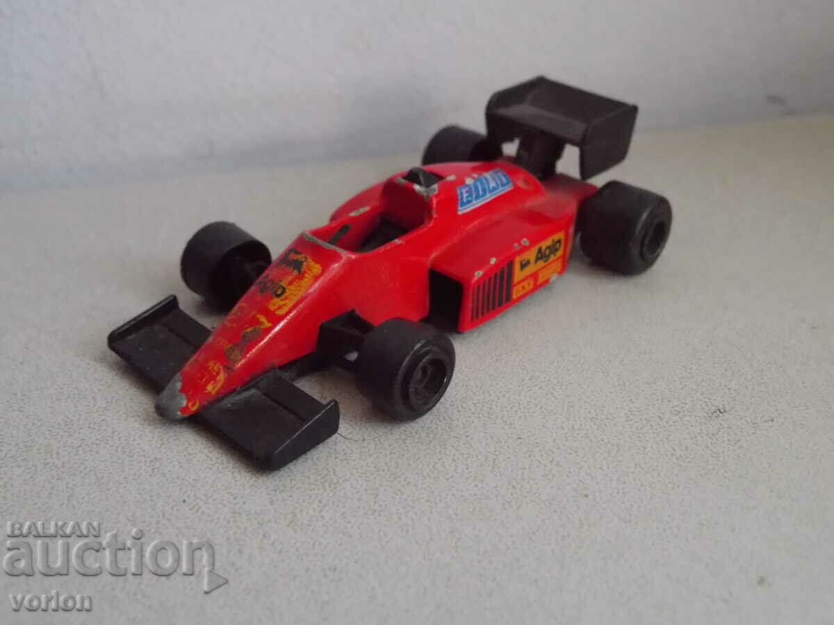 Cărucior: Ferrari F1 – Majorette Franța nr. 282.