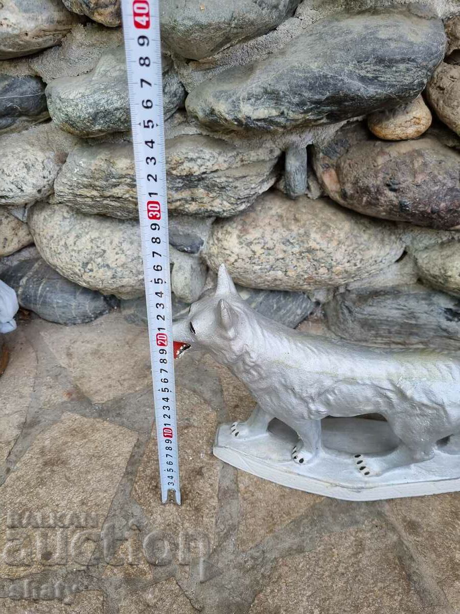 Wolf. Ceramics. Figure - 6