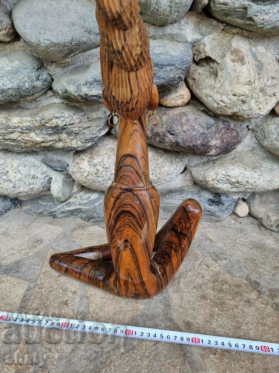 Large wooden figure. A woman. - 6 Large wooden figure. A woman. - 6