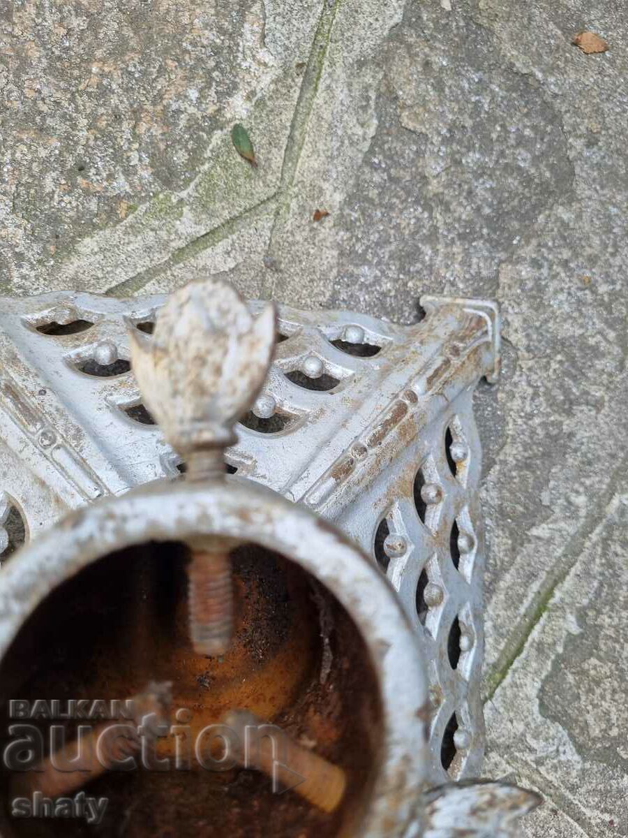 Old cast iron Christmas tree stand - 5