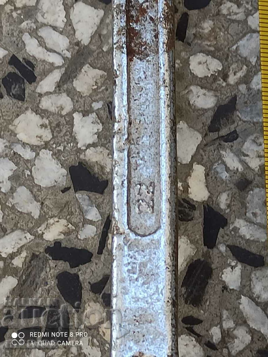 Auction  Pipe wrench 20/22
