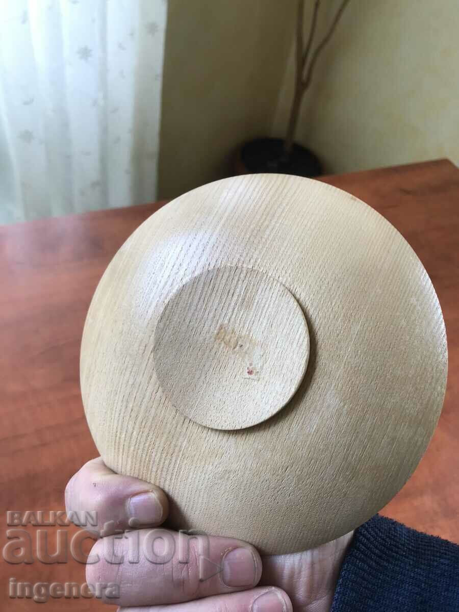 Auction  PLATE WOOD FINE WORKMANSHIP