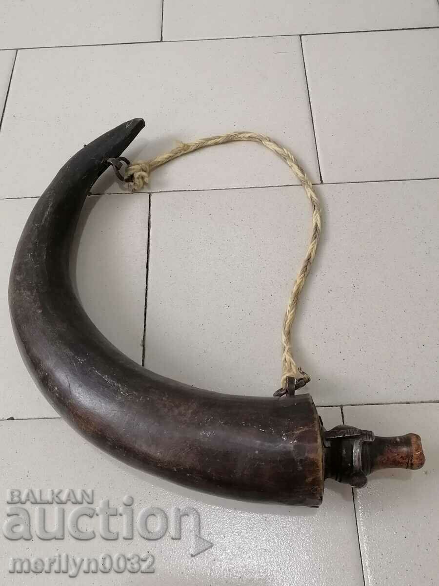 Ancient horned horn powder magazine for a rifle, Pishtov - 6 Ancient horned horn powder magazine for a rifle, Pishtov - 6