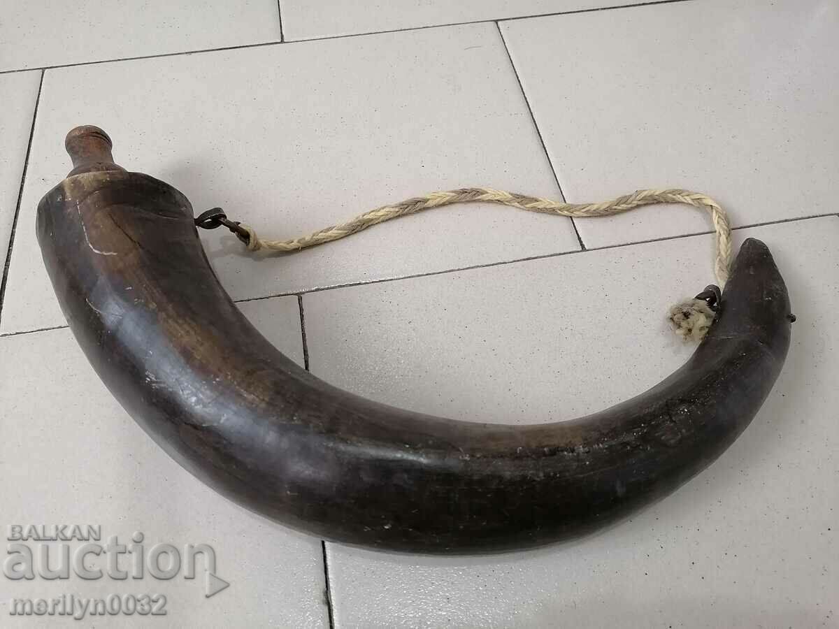 Ancient horned horn powder magazine for a rifle, Pishtov - 7 Ancient horned horn powder magazine for a rifle, Pishtov - 7