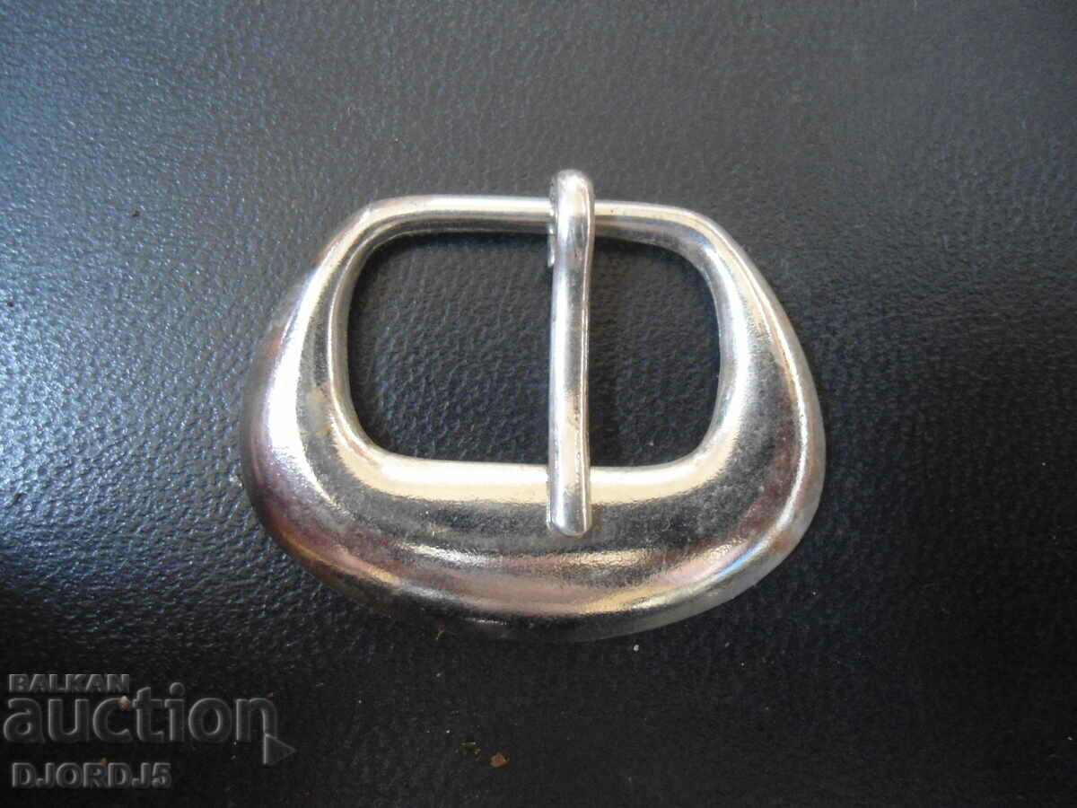 Old metal buckles, 6 pieces with price 3.00 BGN | € 1.53