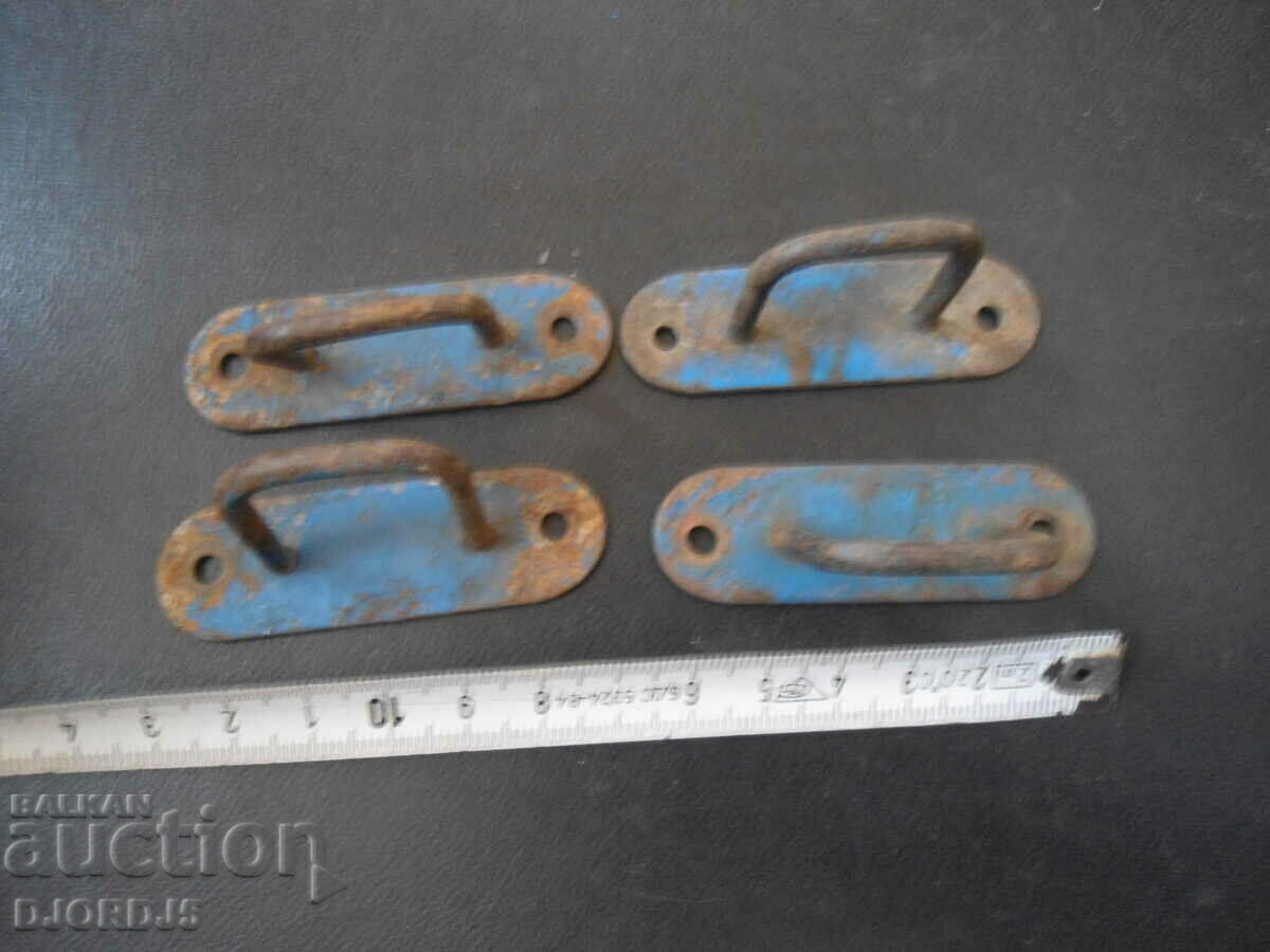 Old metal hinges, 4 pieces with price 2.00 BGN | € 1.02 Old metal hinges, 4 pieces with price 2.00 BGN | € 1.02