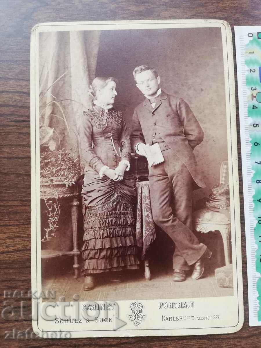 Old photo cardboard with price 10.00 BGN | € 5.11 Old photo cardboard with price 10.00 BGN | € 5.11