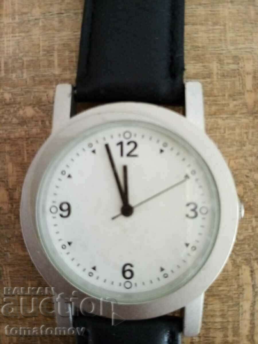 Clock works, new. - 6 Clock works, new. - 6