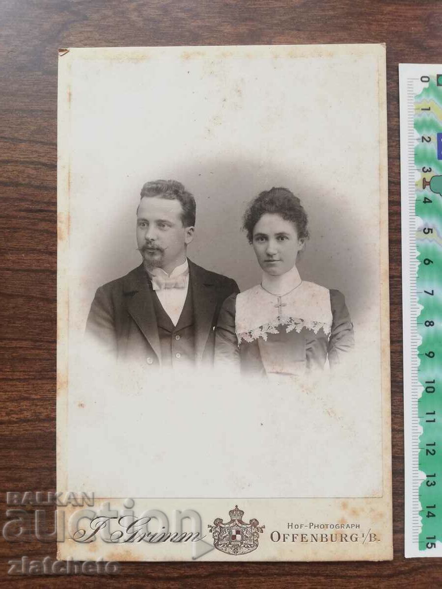 Old photo cardboard with price 10.00 BGN | € 5.11 Old photo cardboard with price 10.00 BGN | € 5.11