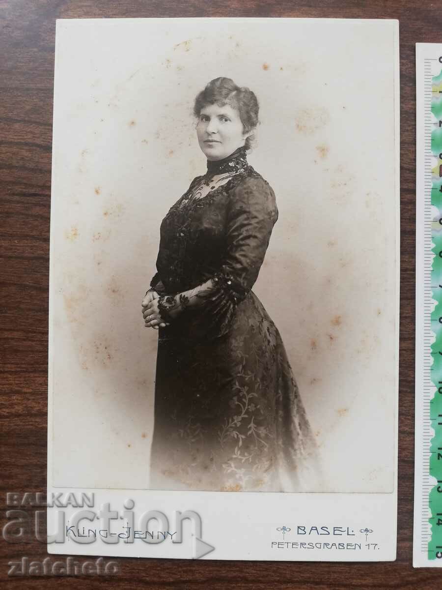 Old photo cardboard with price 10.00 BGN | € 5.11 Old photo cardboard with price 10.00 BGN | € 5.11