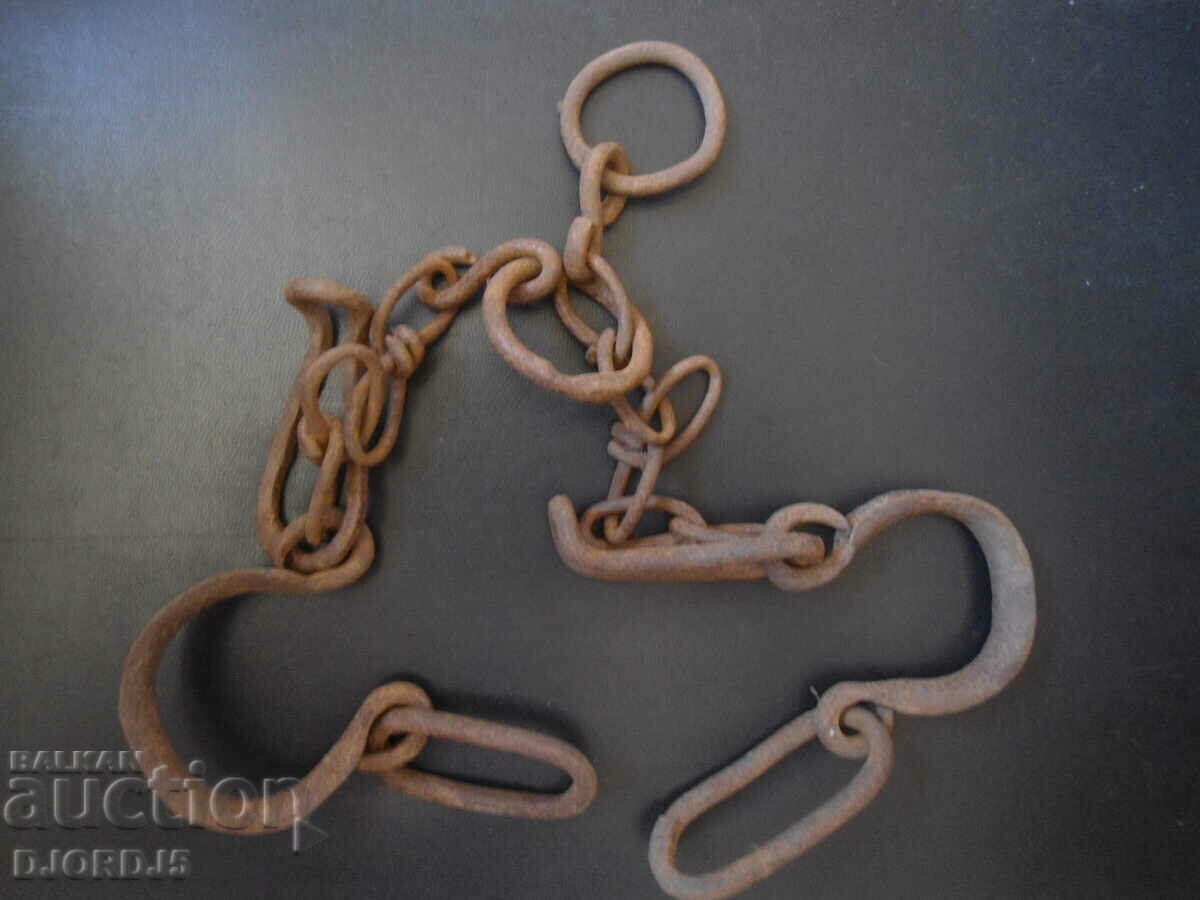 Bokai mic forjat vechi, cătușe cu preț 20.00 BGN | € 10.23 Bokai mic forjat vechi, cătușe cu preț 20.00 BGN | € 10.23