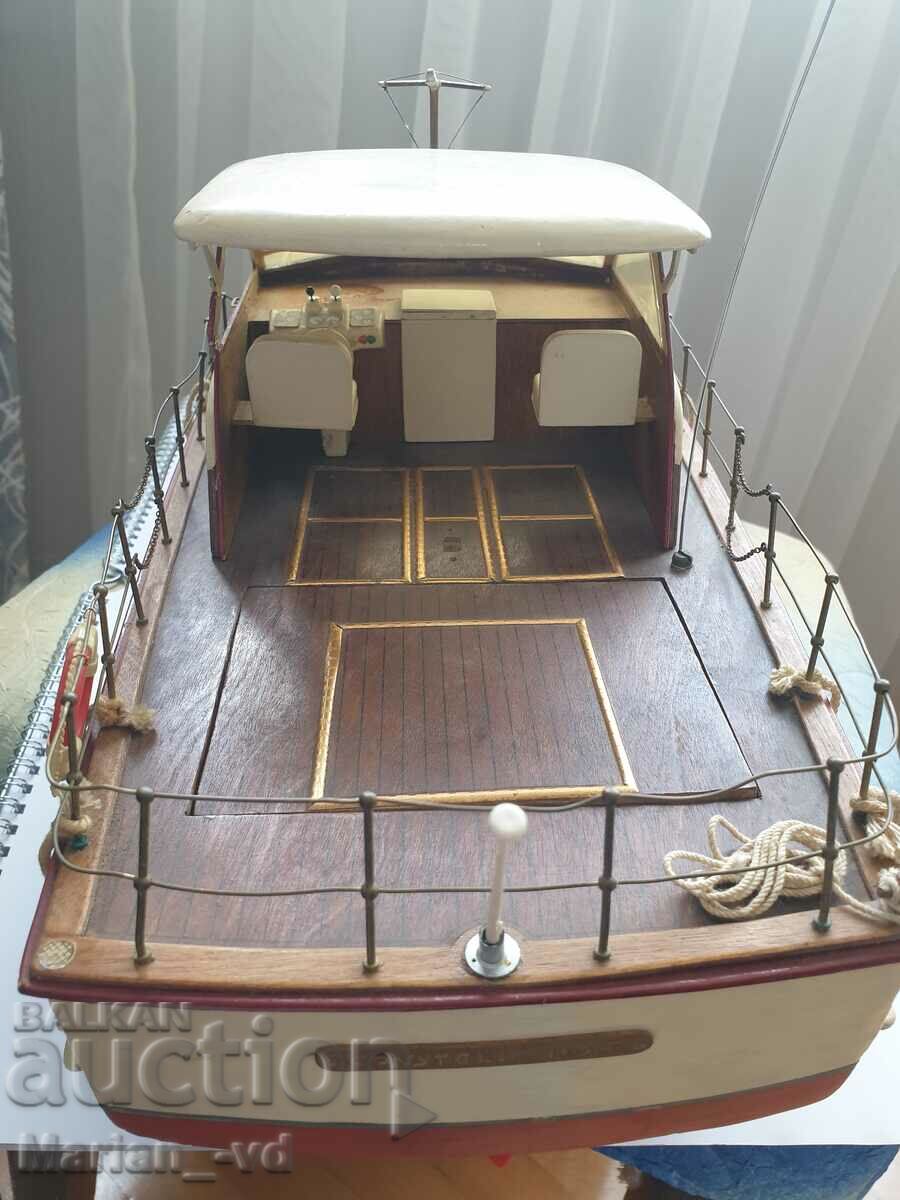 Delivery of Model ship Constellation 1966 Delivery of Model ship Constellation 1966