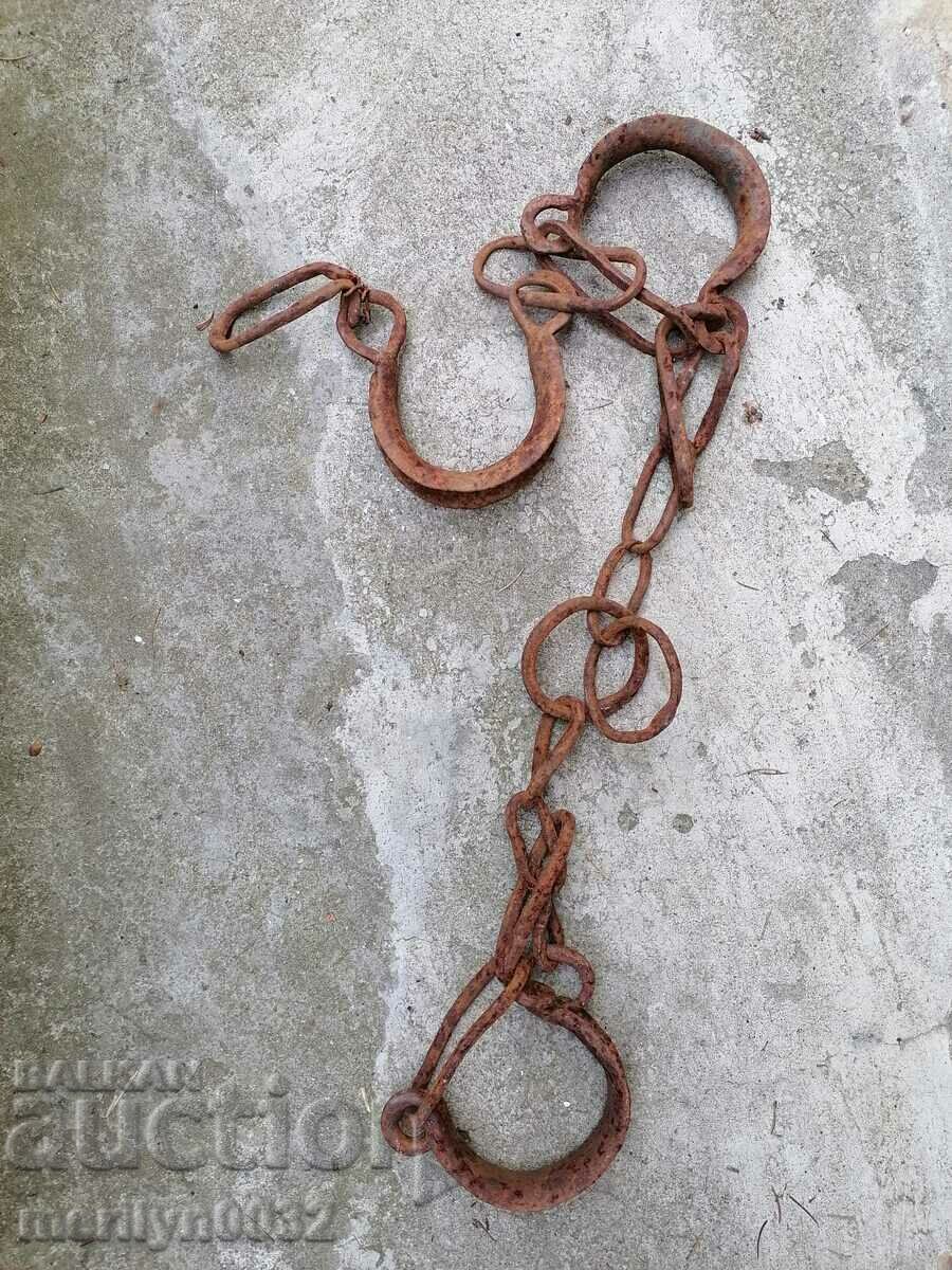 Shackles, fetters, shackles, handcuffs, chain, wrought iron
