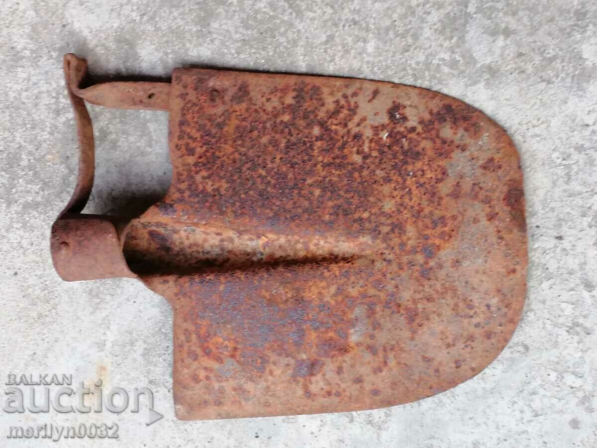 Old straight shovel, wrought iron with price 41.00 BGN | € 20.96 Old straight shovel, wrought iron with price 41.00 BGN | € 20.96